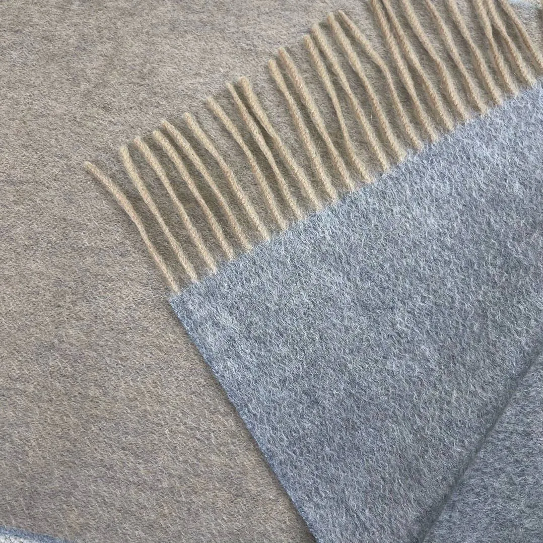 HERMES Женский шарф из тончайшего 100% кашемира