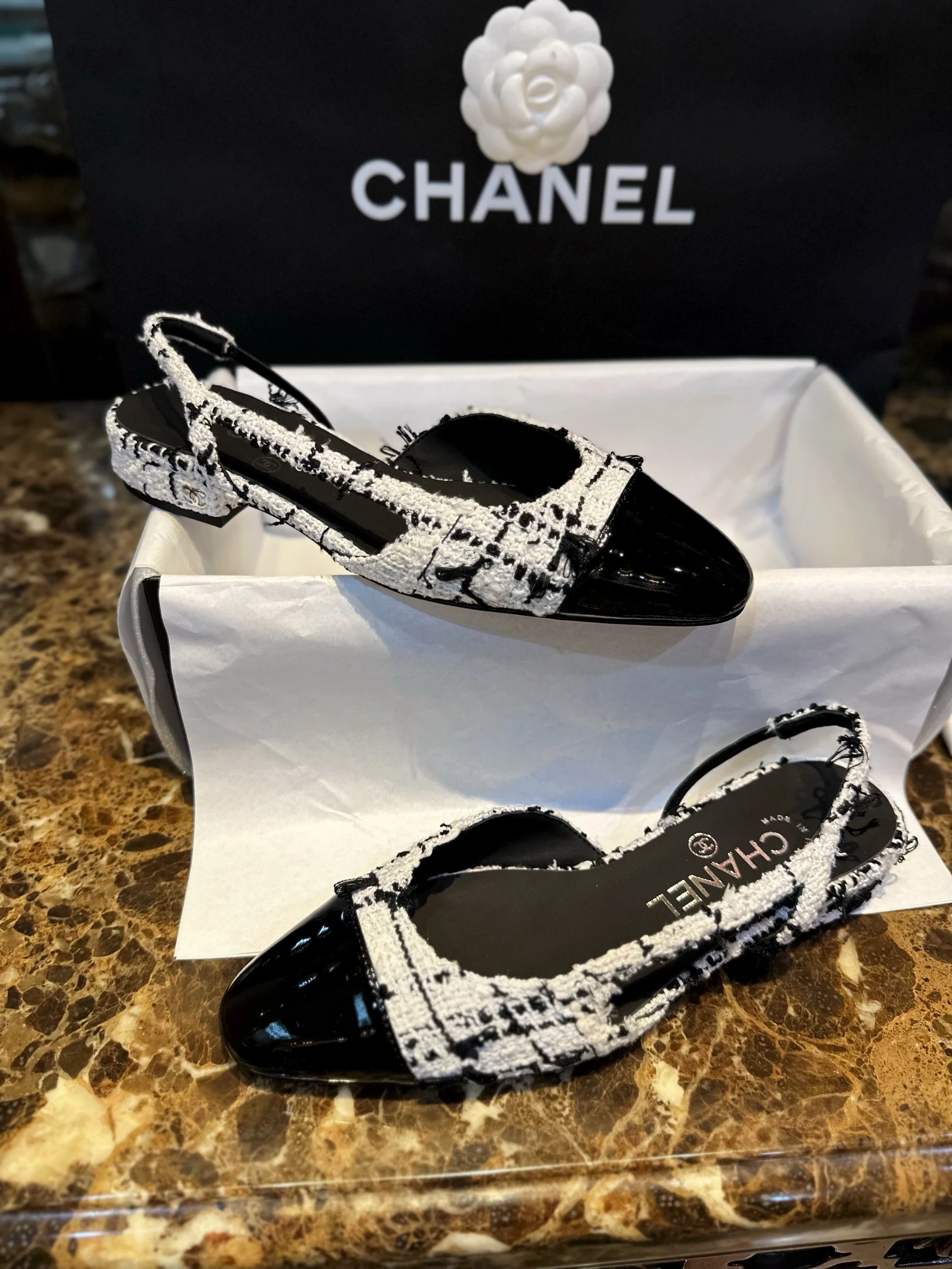 CHANEL Женские туфли слингбэки из твида
