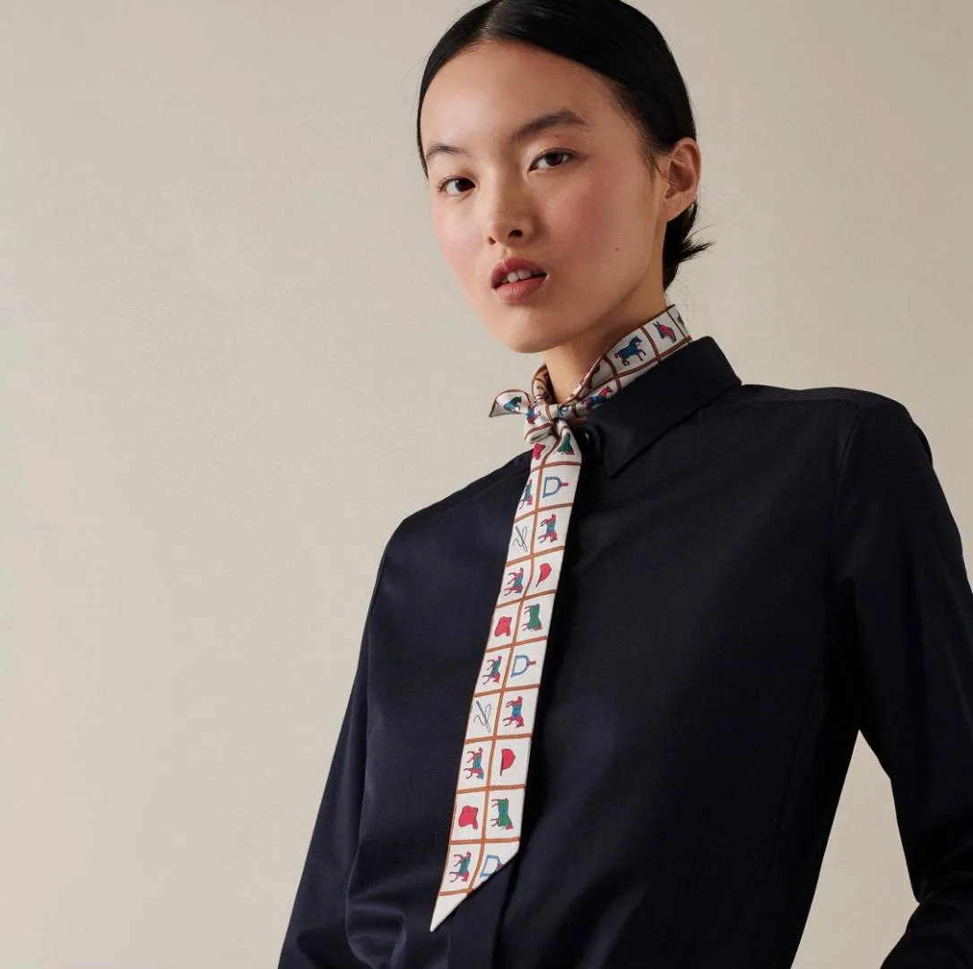 HERMES Твилли из шелка HERMES Твилли из шелка