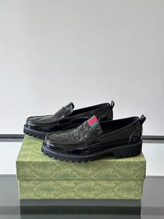 GUCCI Мужские лоферы из коровьей кожи