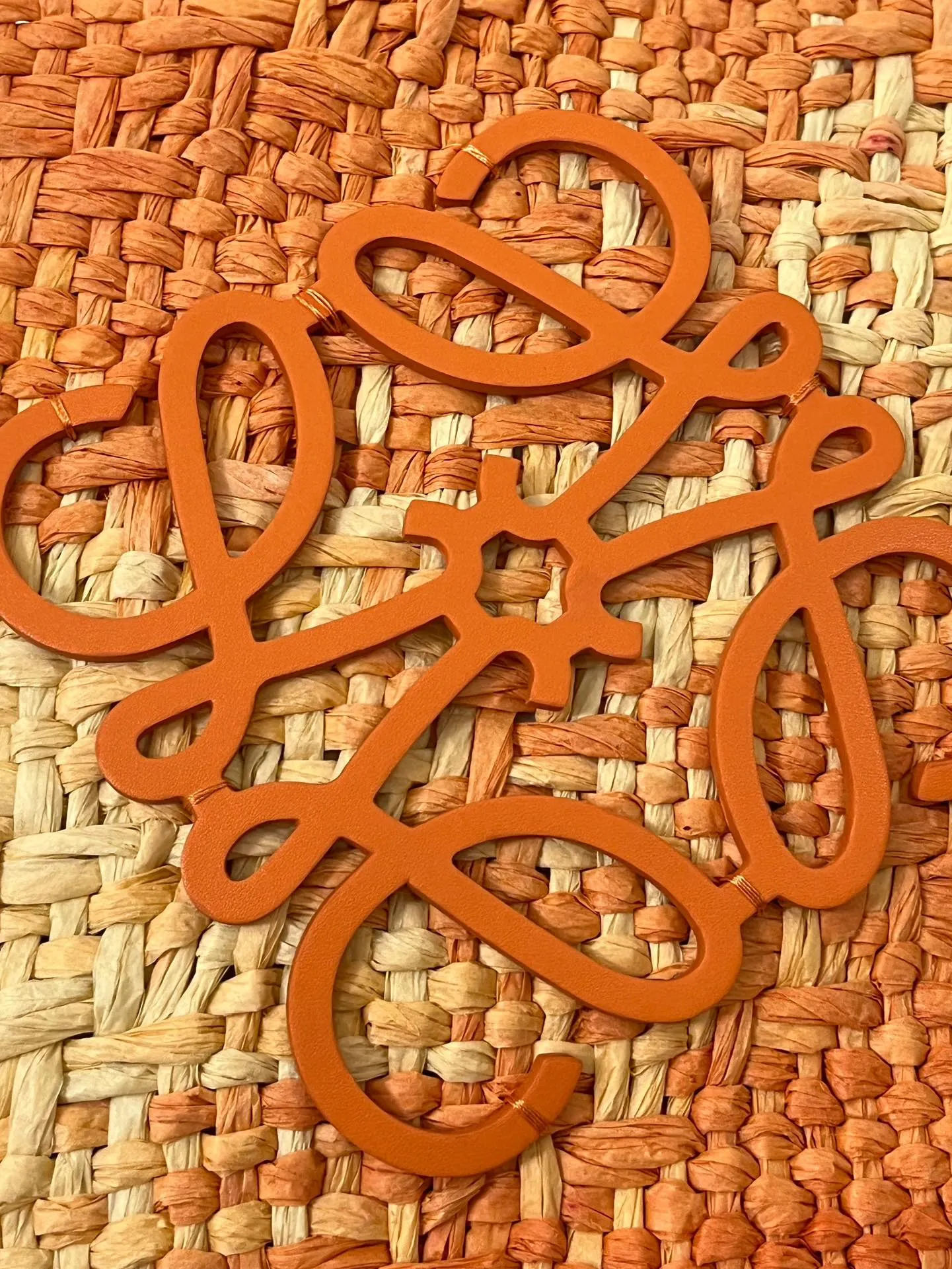 LOEWE Женская пляжная сумка Anagram Basket