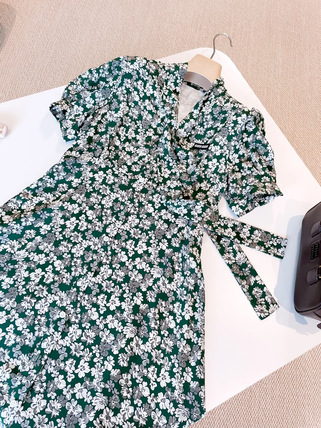 MIU MIU Женское платье шёлк MIU MIU Женское платье шёлк