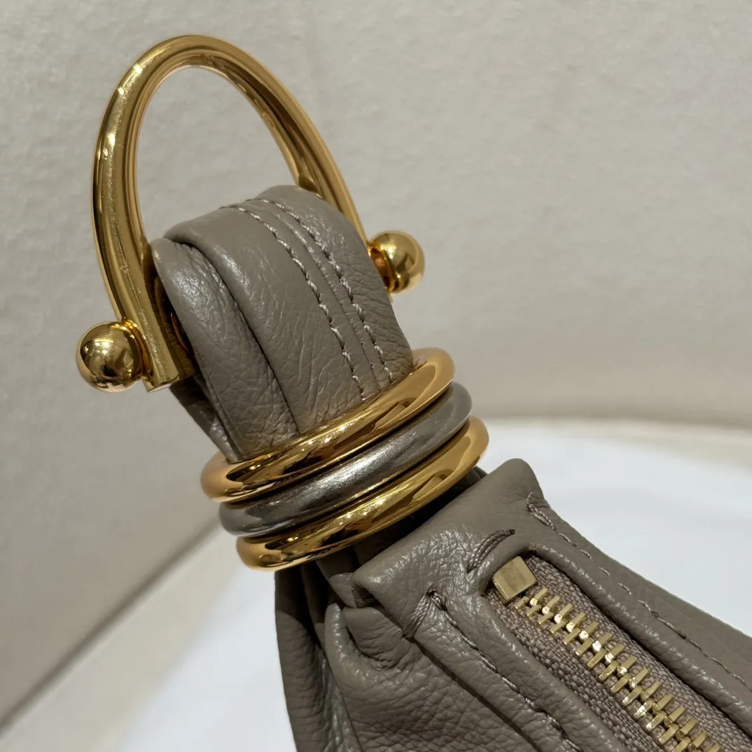 CHLOE Женская сумка Bracelet из кожи