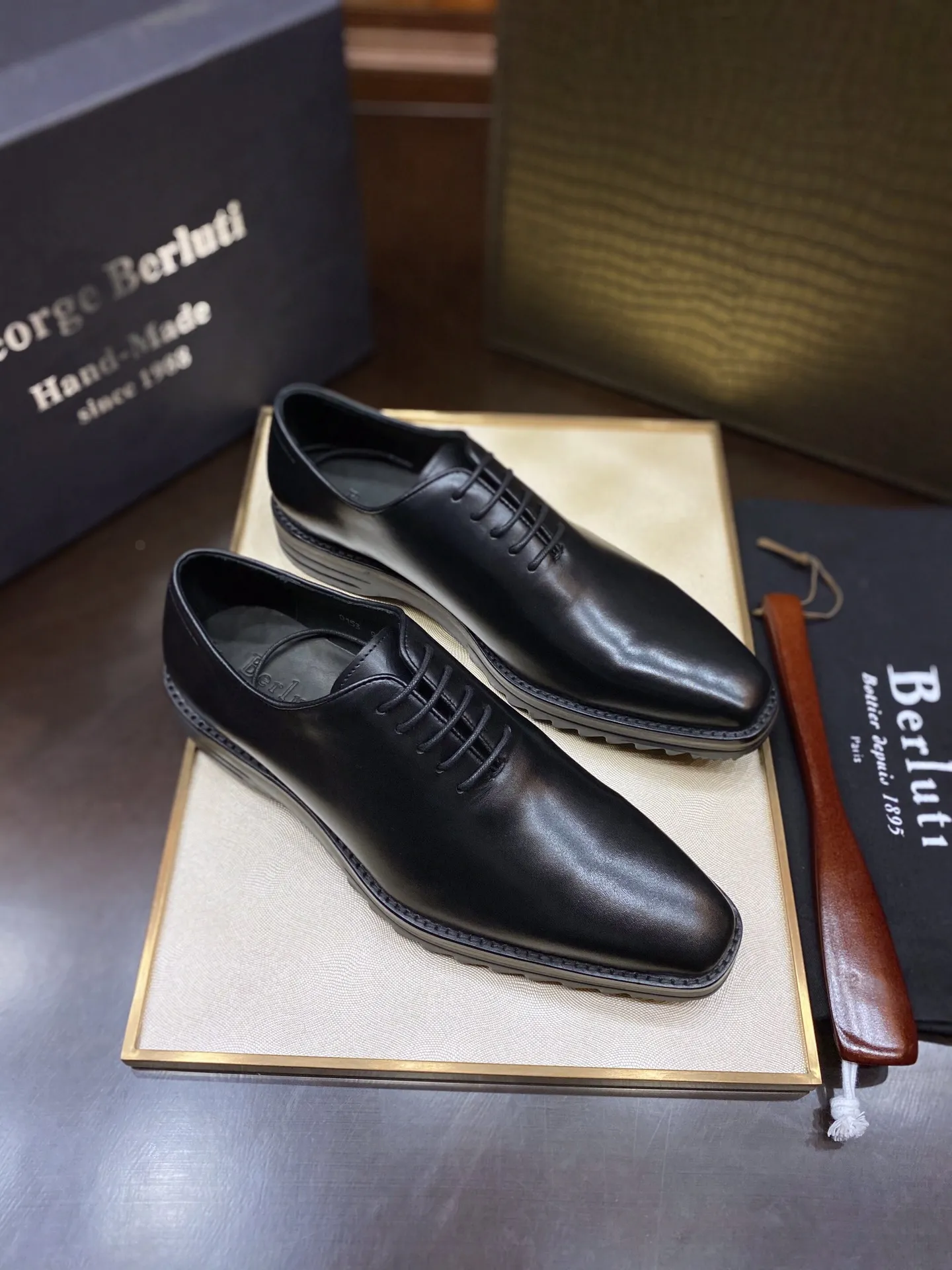 BERLUTI Мужские оксфорды из воловьей кожи