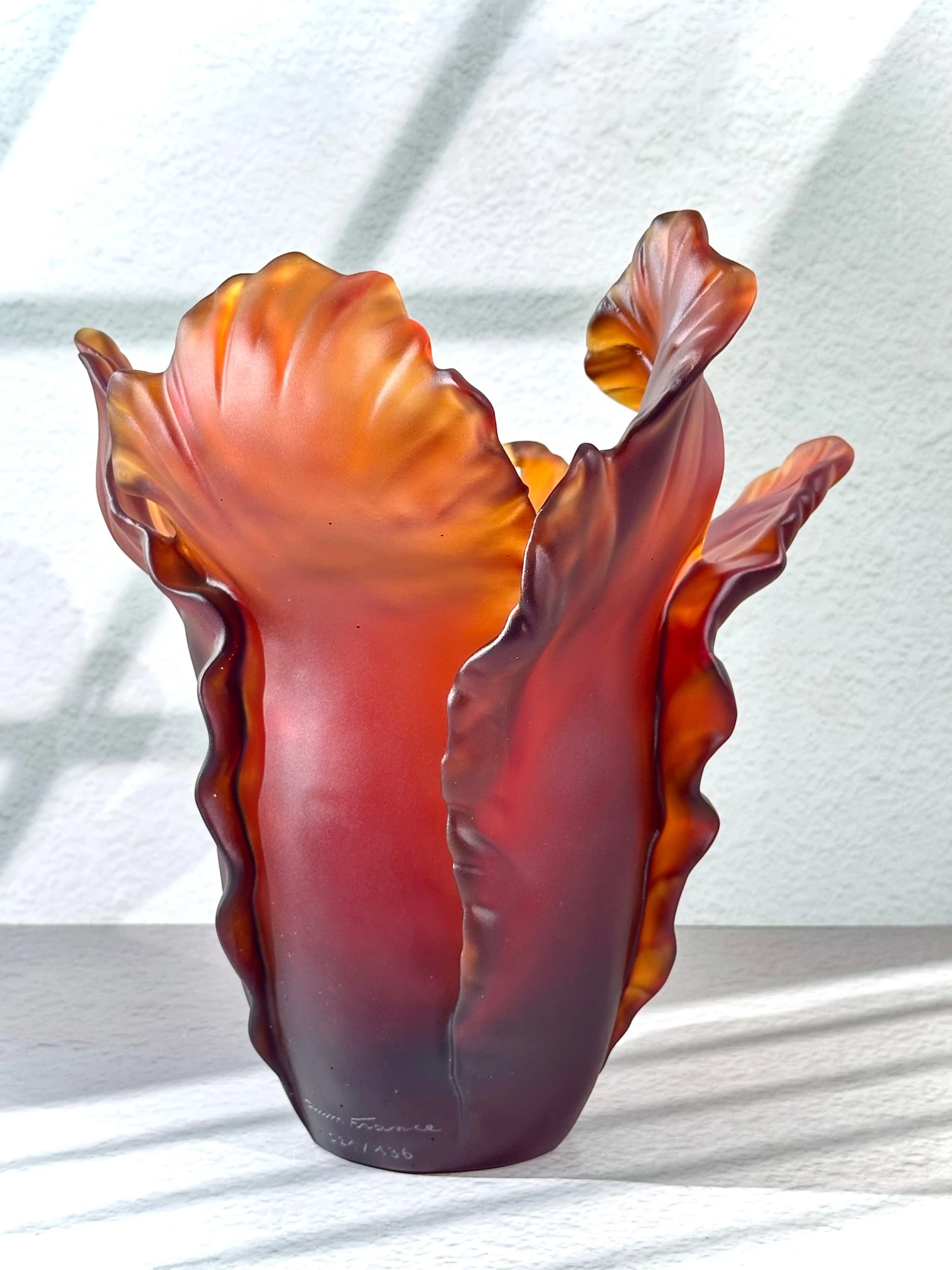 DAUM Ваза Coral Tulip