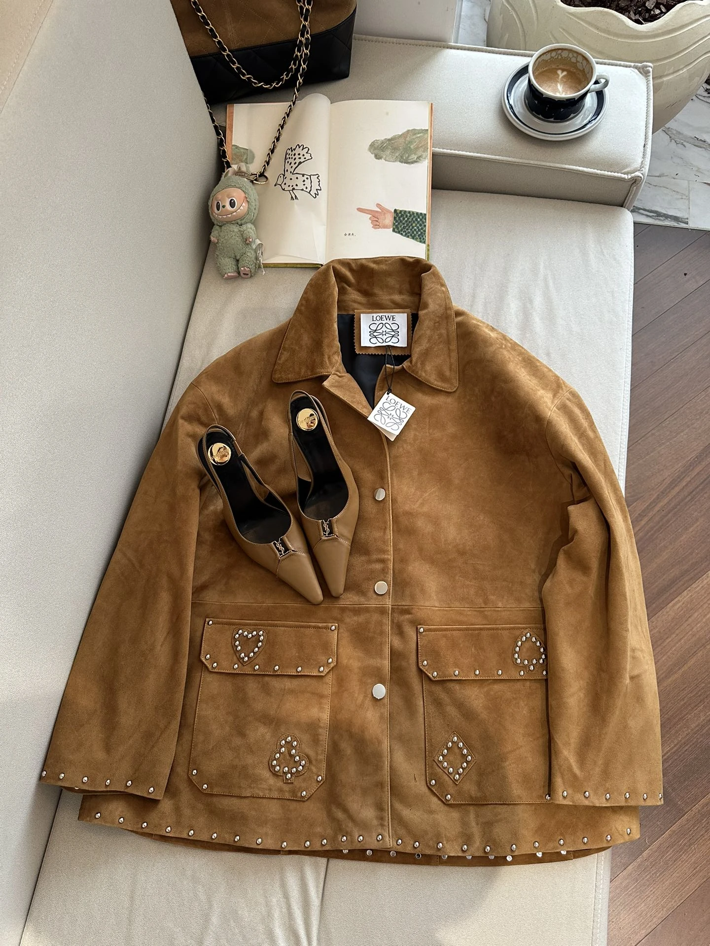 LOEWE Женская куртка из замши