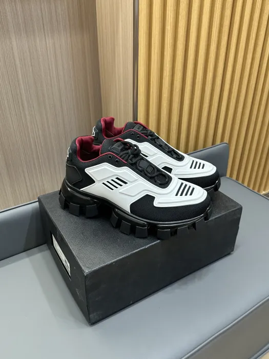 PRADA Мужские кроссовки Cloudbust Thunder 