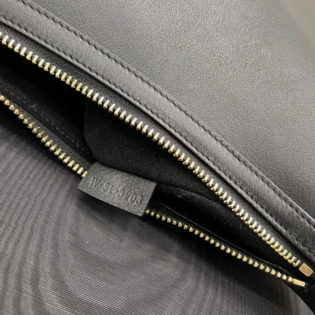 CELINE Женская сумка HELOISE