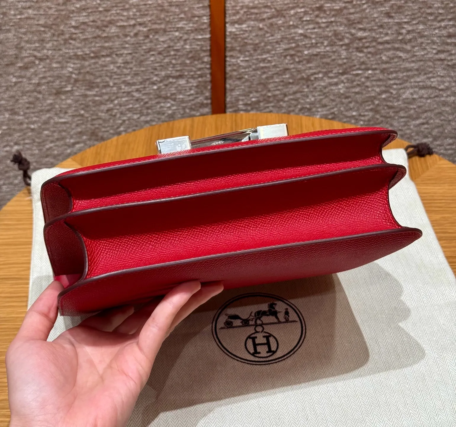 HERMES Женская сумка Constance 24 см Q5 Epsom HERMES Женская сумка Constance 24 см Q5 Epsom