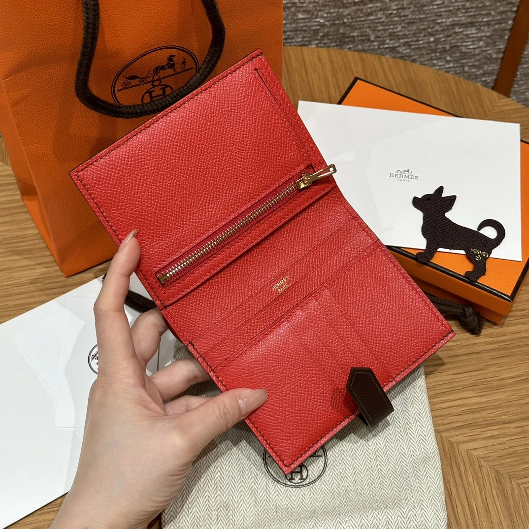 HERMES Кошелёк Bearn 12 см 0G/Rouge seller Epsom HERMES Кошелёк Bearn 12 см 0G/Rouge seller Epsom