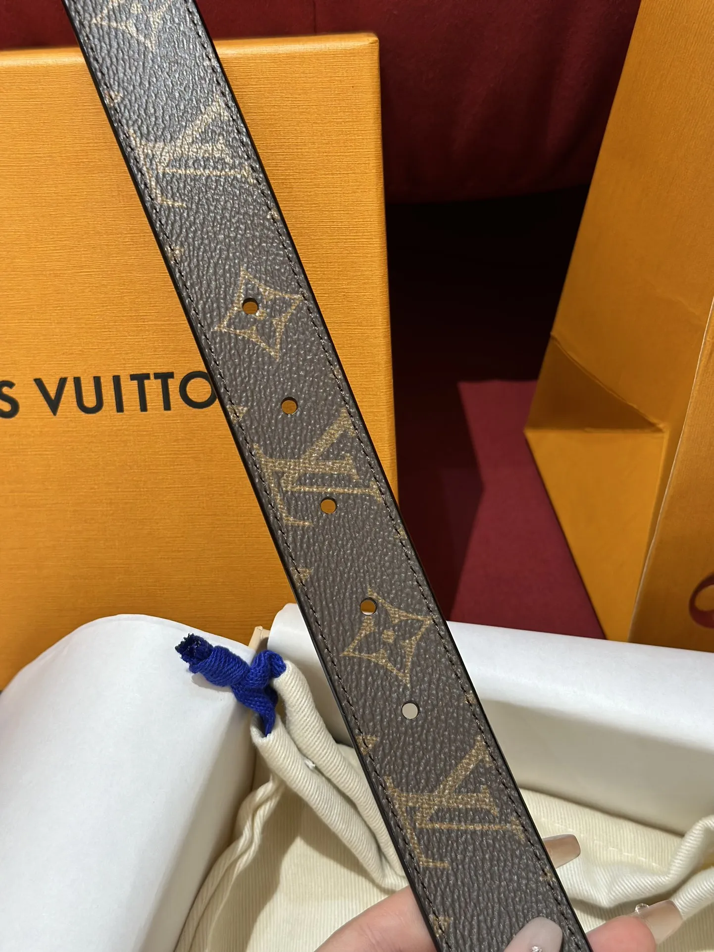 LOUIS VUITTON Женский ремень Everyday Chain LV LOUIS VUITTON Женский ремень Everyday Chain LV