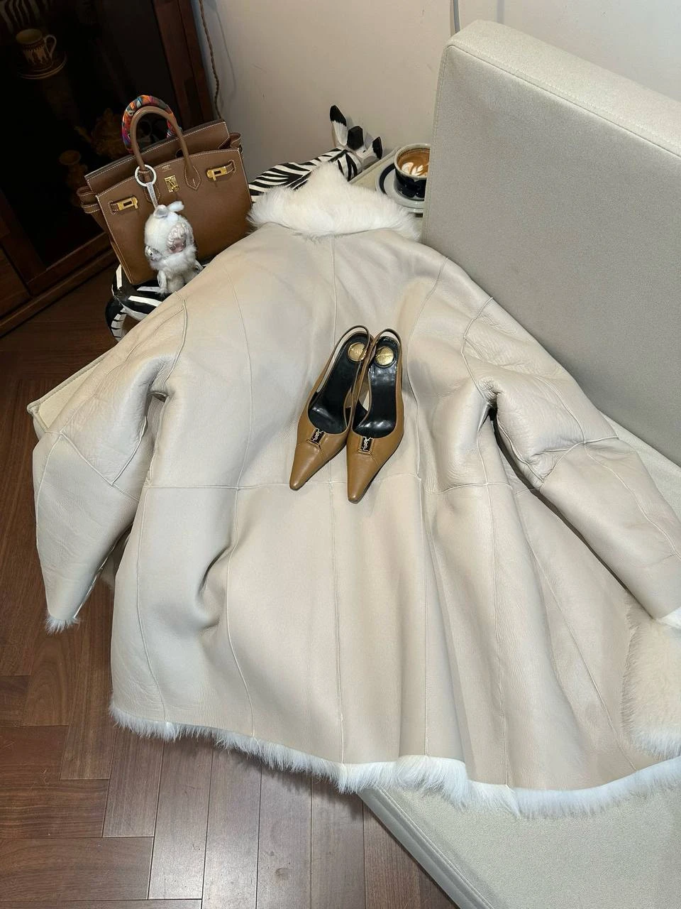 GUCCI Женская шуба из овчины GUCCI Женская шуба из овчины