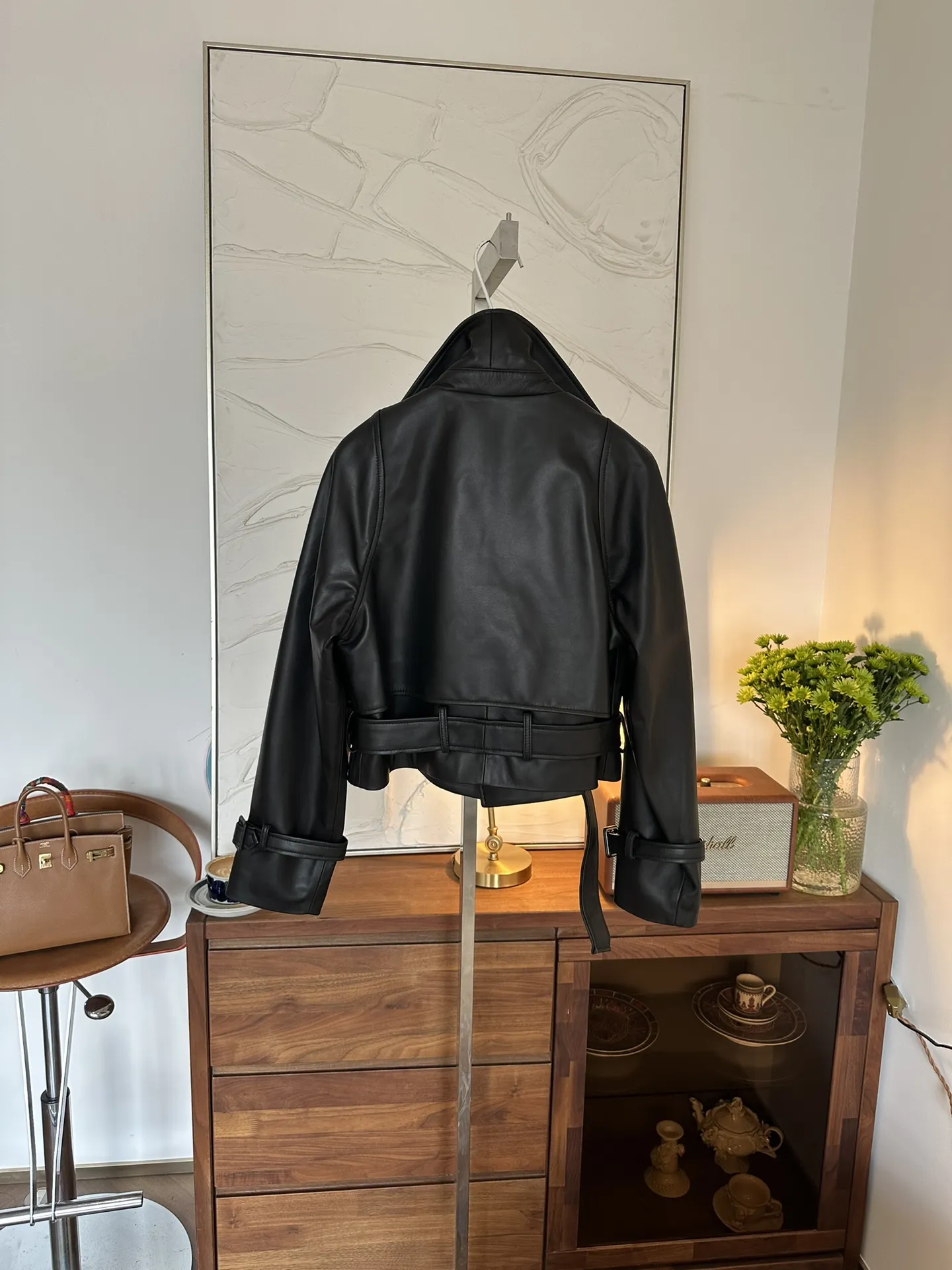 SAINT LAURENT Женская кожаная куртка из овчины с асимметричной застёжкой SAINT LAURENT Женская кожаная куртка из овчины с асимметричной застёжкой