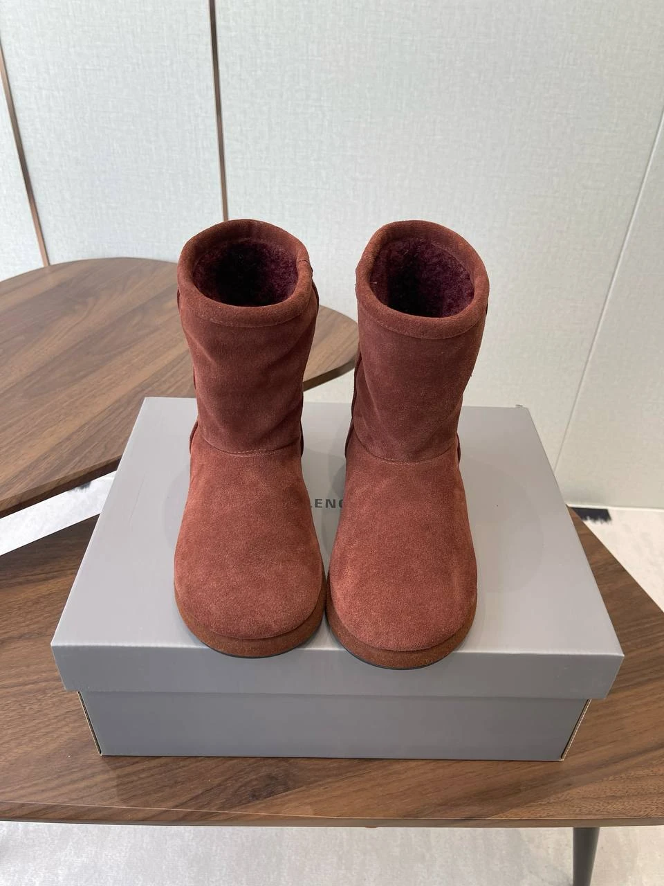 BALENCIAGA Женские угги BALENCIAGA Женские угги