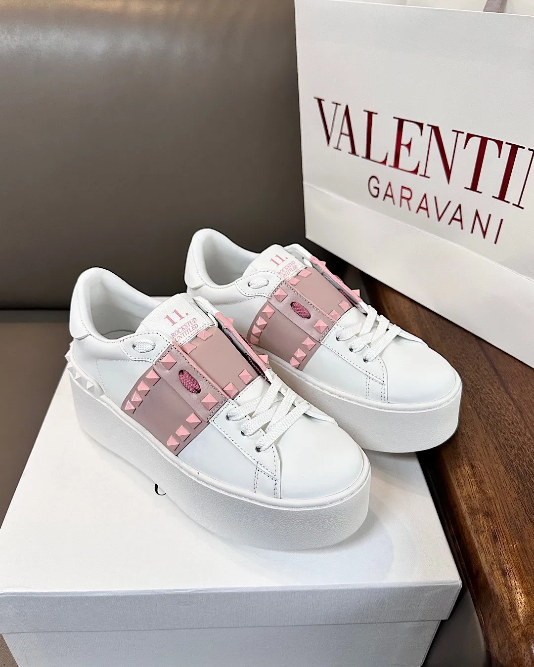 VALENTINO Женские Кроссовки Garavani Rockstud Untitled VALENTINO Женские Кроссовки Garavani Rockstud Untitled