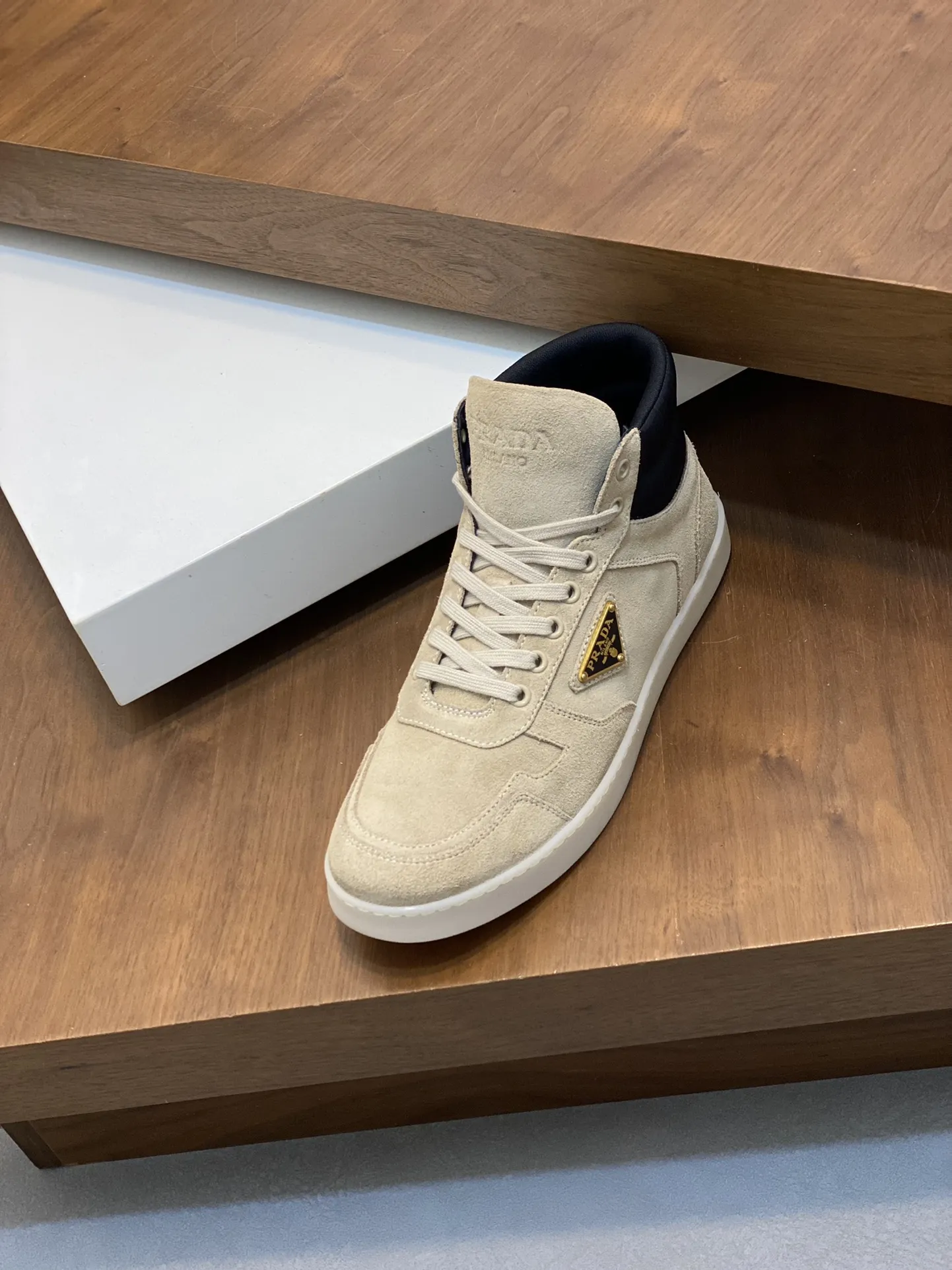 PRADA Мужские кроссовки PRADA Мужские кроссовки