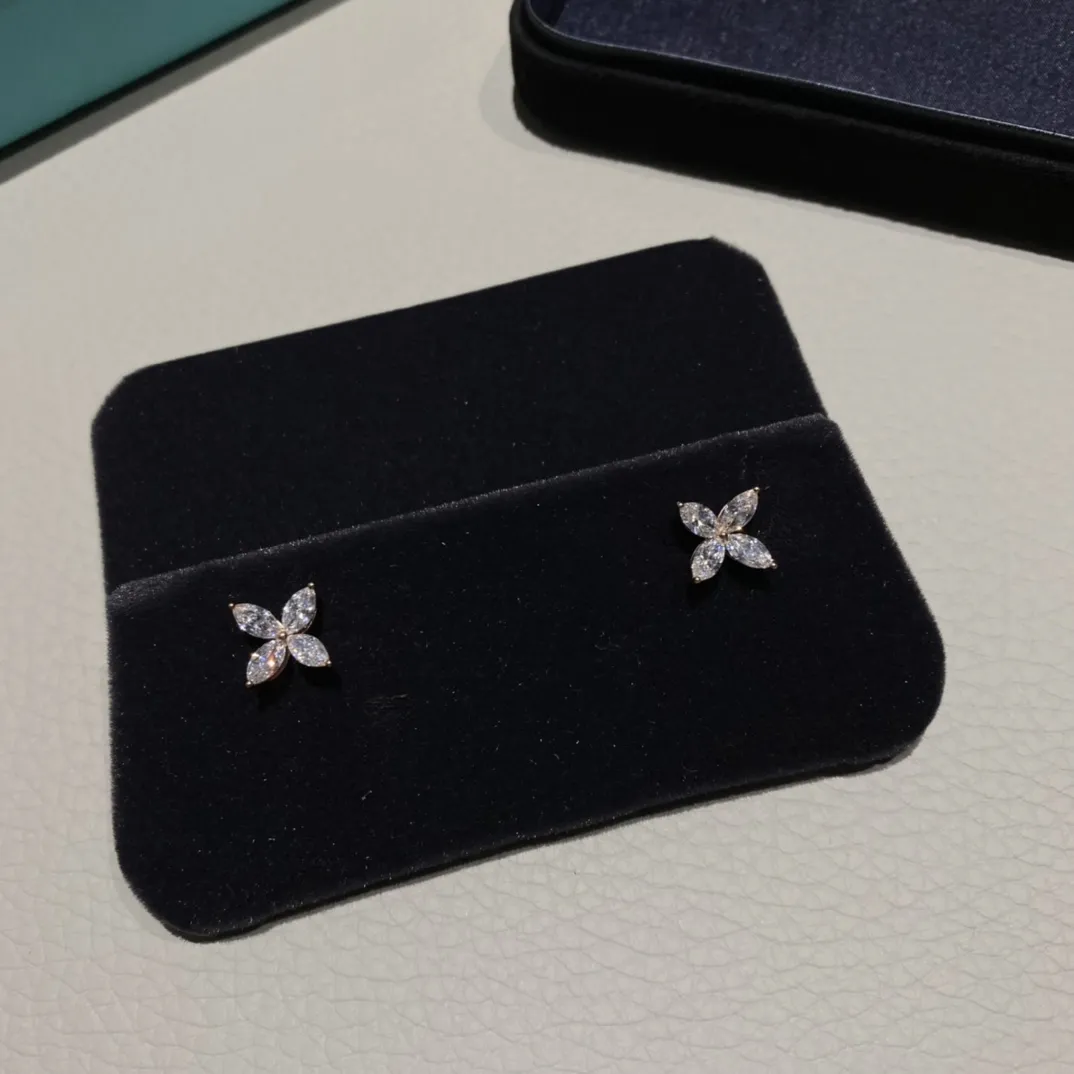 TIFFANY Серьги Victoria розовое золото с бриллиантами TIFFANY Серьги Victoria розовое золото с бриллиантами