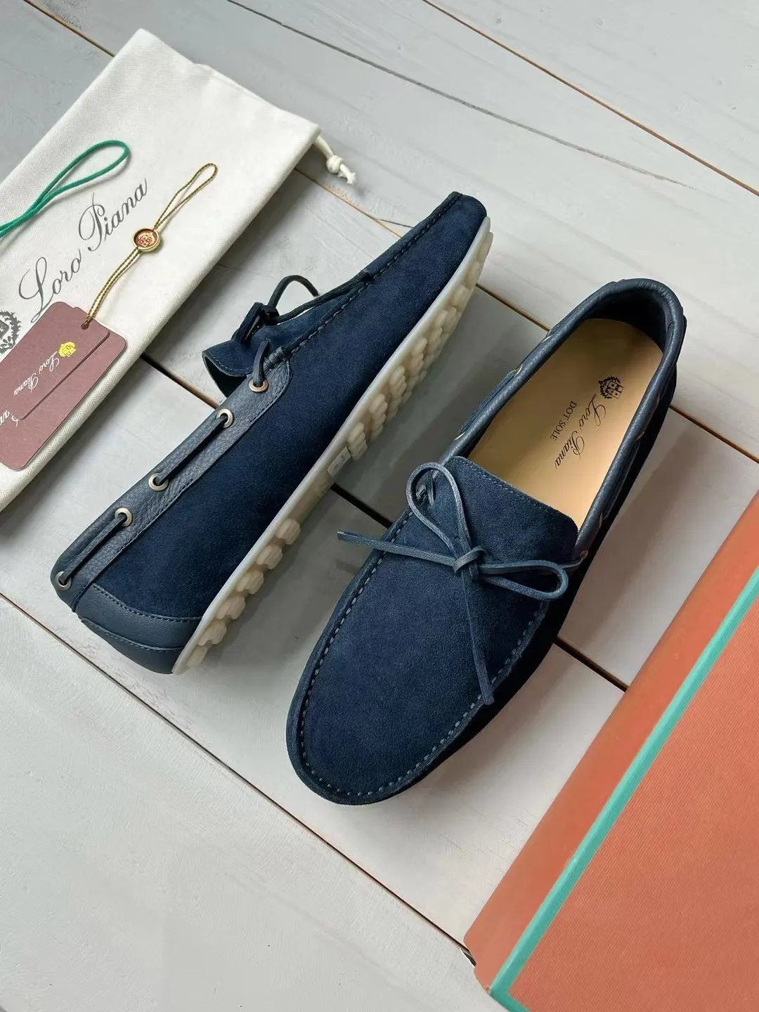 LORO PIANA Мужские мокасины с точечной подошвой