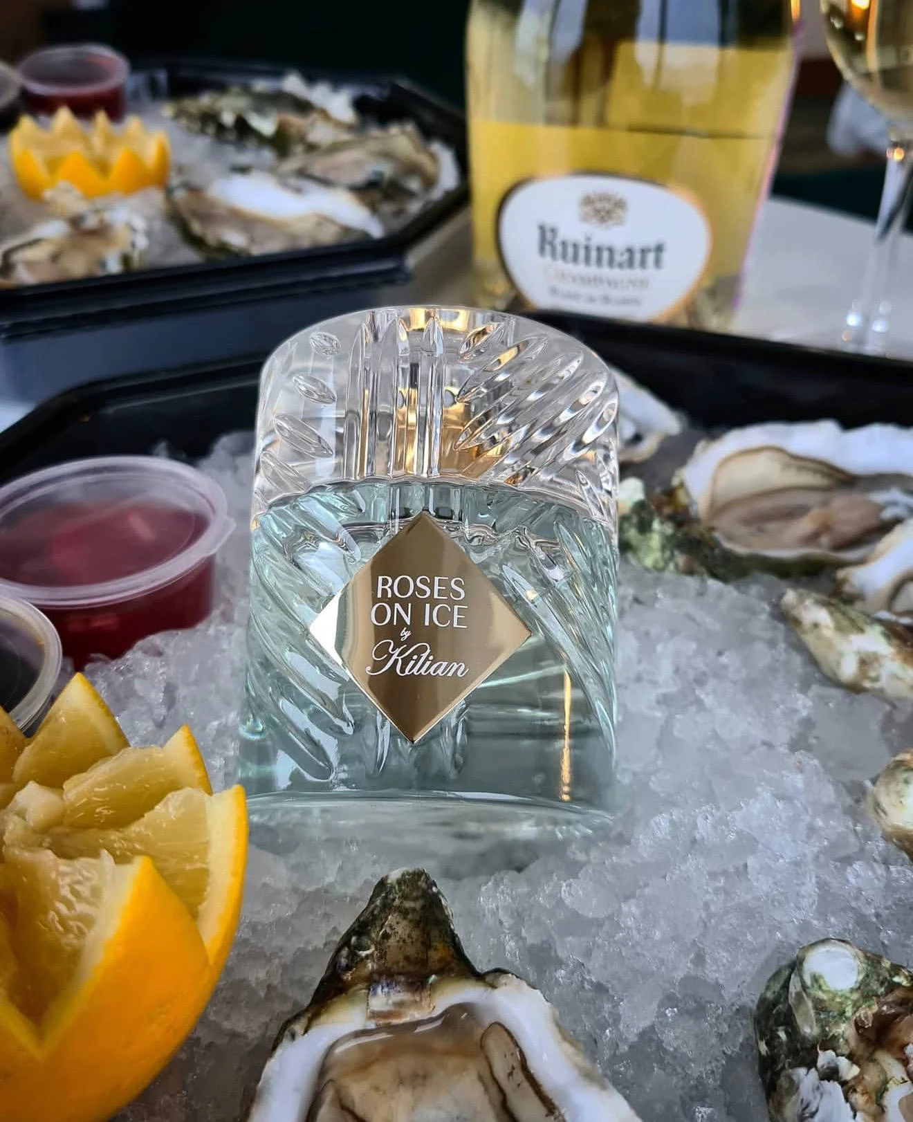 KILIAN PARIS Roses on ice аромат KILIAN PARIS Roses on ice аромат