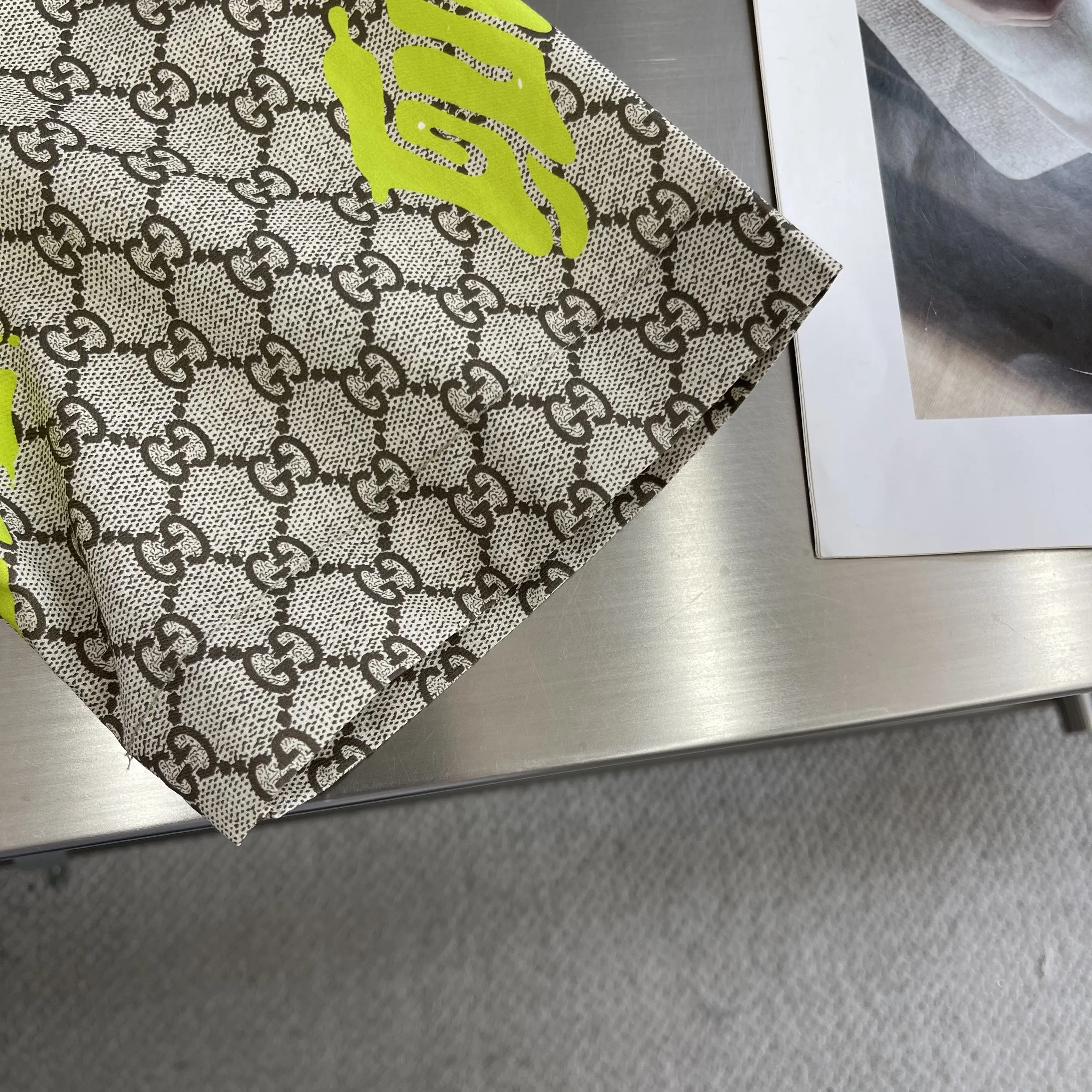 GUCCI Мужская рубашка с короткими рукавами GUCCI Мужская рубашка с короткими рукавами