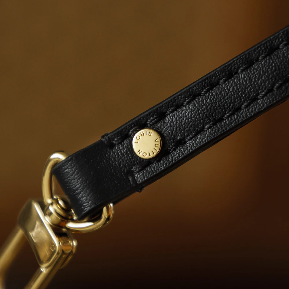 LOUIS VUITTON Женская Сумка рюкзак Palm Springs Mini M44873 LOUIS VUITTON Женская Сумка рюкзак Palm Springs Mini M44873