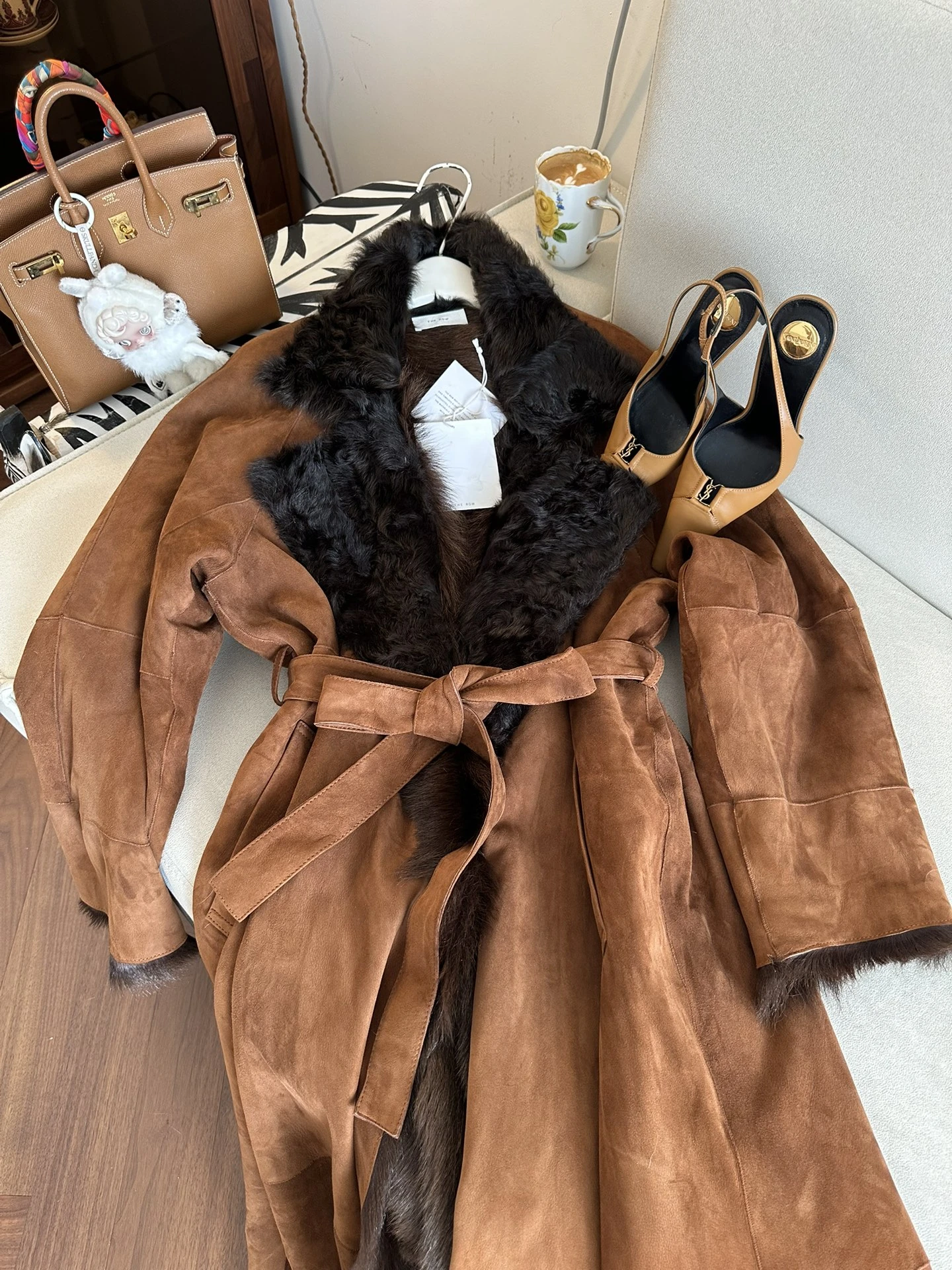 THE ROW Женская дублёнка с мехом лисы THE ROW Женская дублёнка с мехом лисы