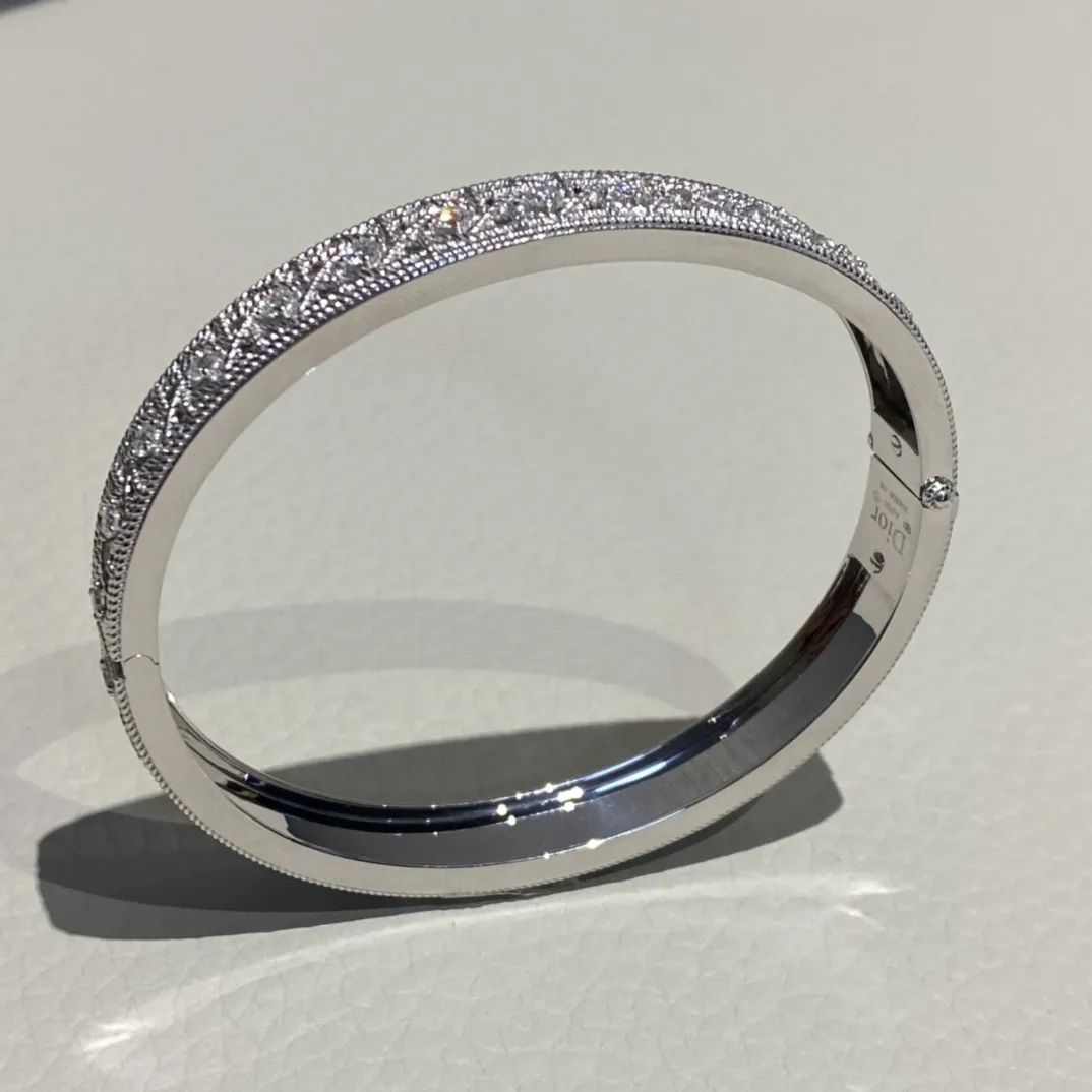CHRISTIAN DIOR Браслет My Dior белое золото, бриллиант CHRISTIAN DIOR Браслет My Dior белое золото, бриллиант