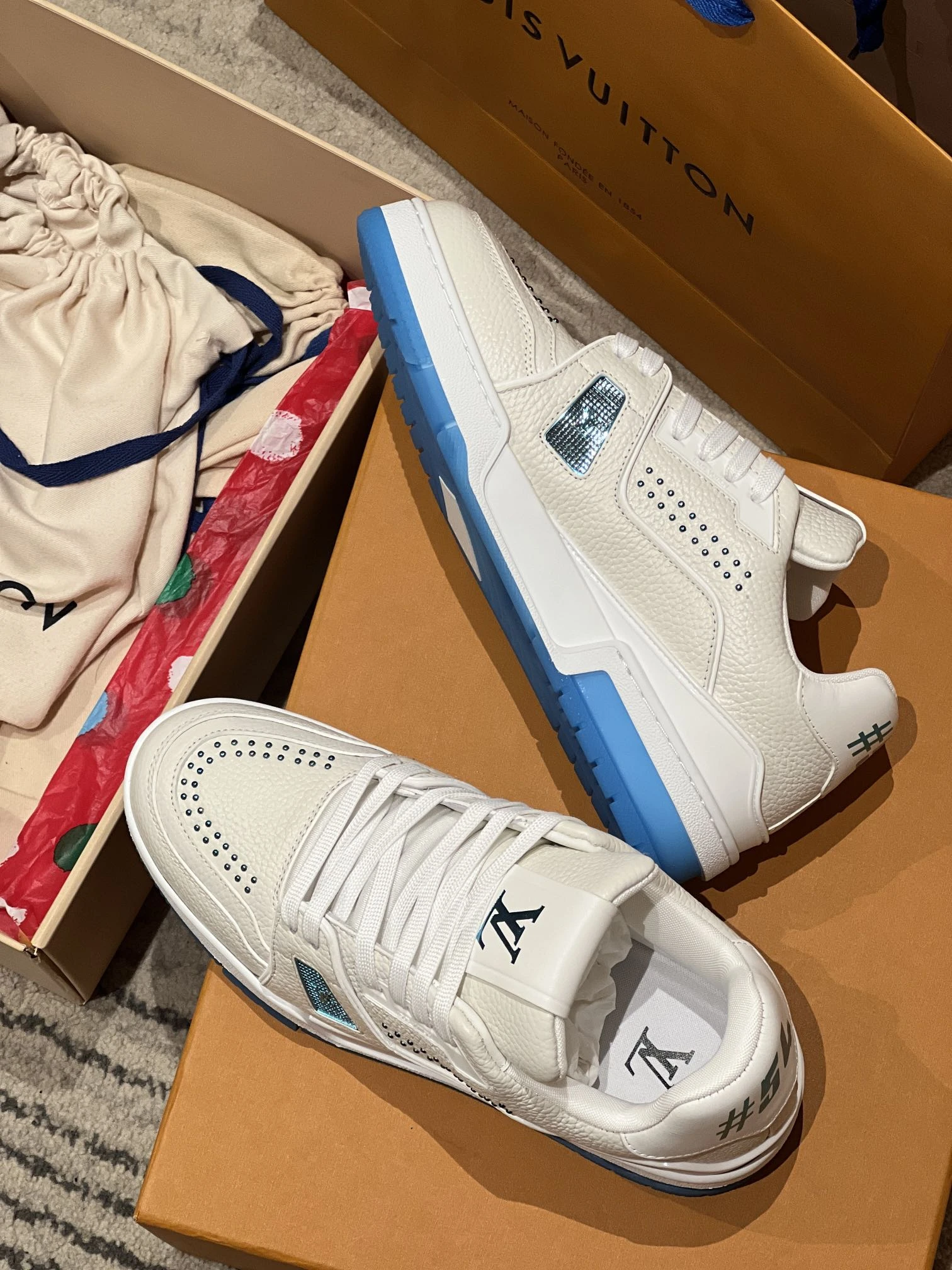 LOUIS VUITTON Кроссовки LV Trainer 24FW