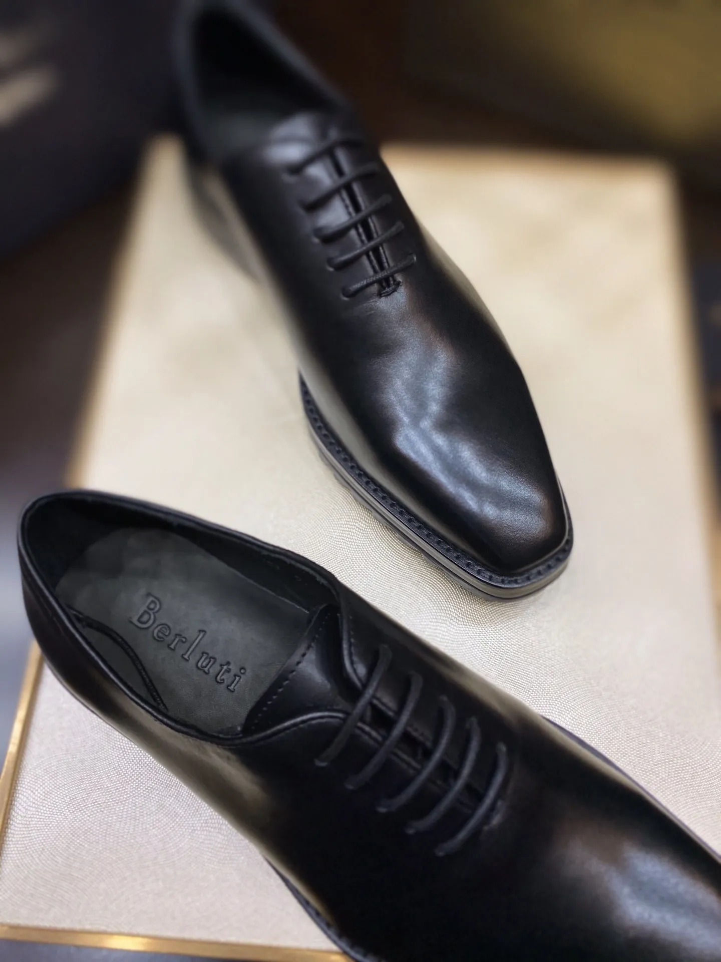 BERLUTI Мужские оксфорды из воловьей кожи