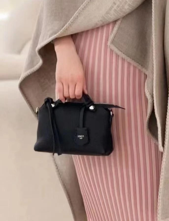 FENDI Женская сумка By The Way Selleria