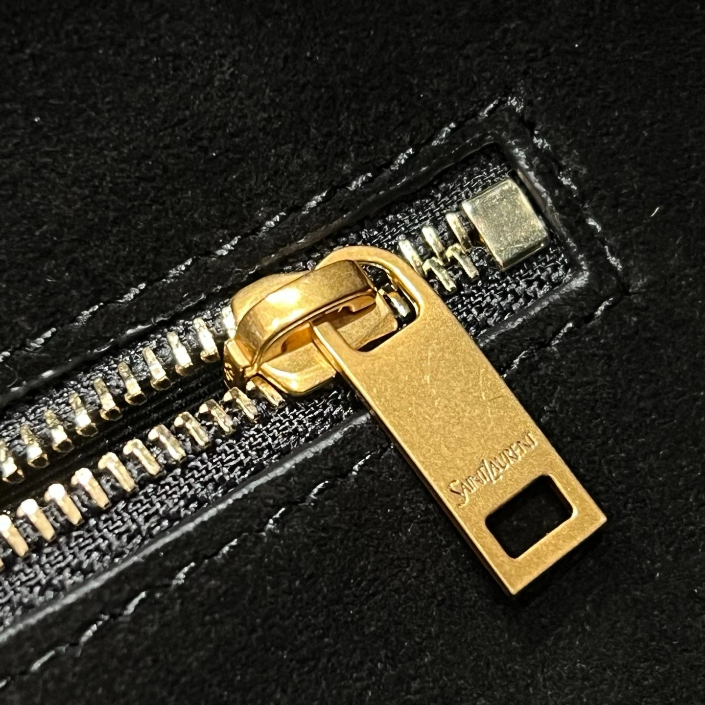 SAINT LAURENT Женская Сумка Y HOBO SAINT LAURENT Женская Сумка Y HOBO