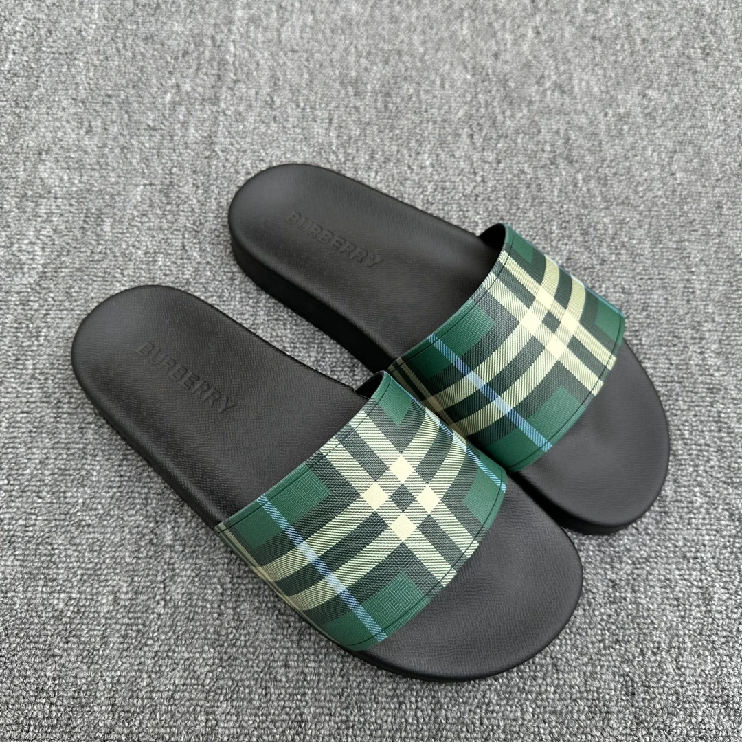 BURBERRY Мужские шлёпанцы 