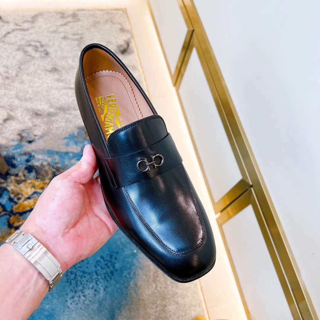 SALVATORE FERRAGAMO Мужские лоферы из импортной коровьей кожи SALVATORE FERRAGAMO Мужские лоферы из импортной коровьей кожи