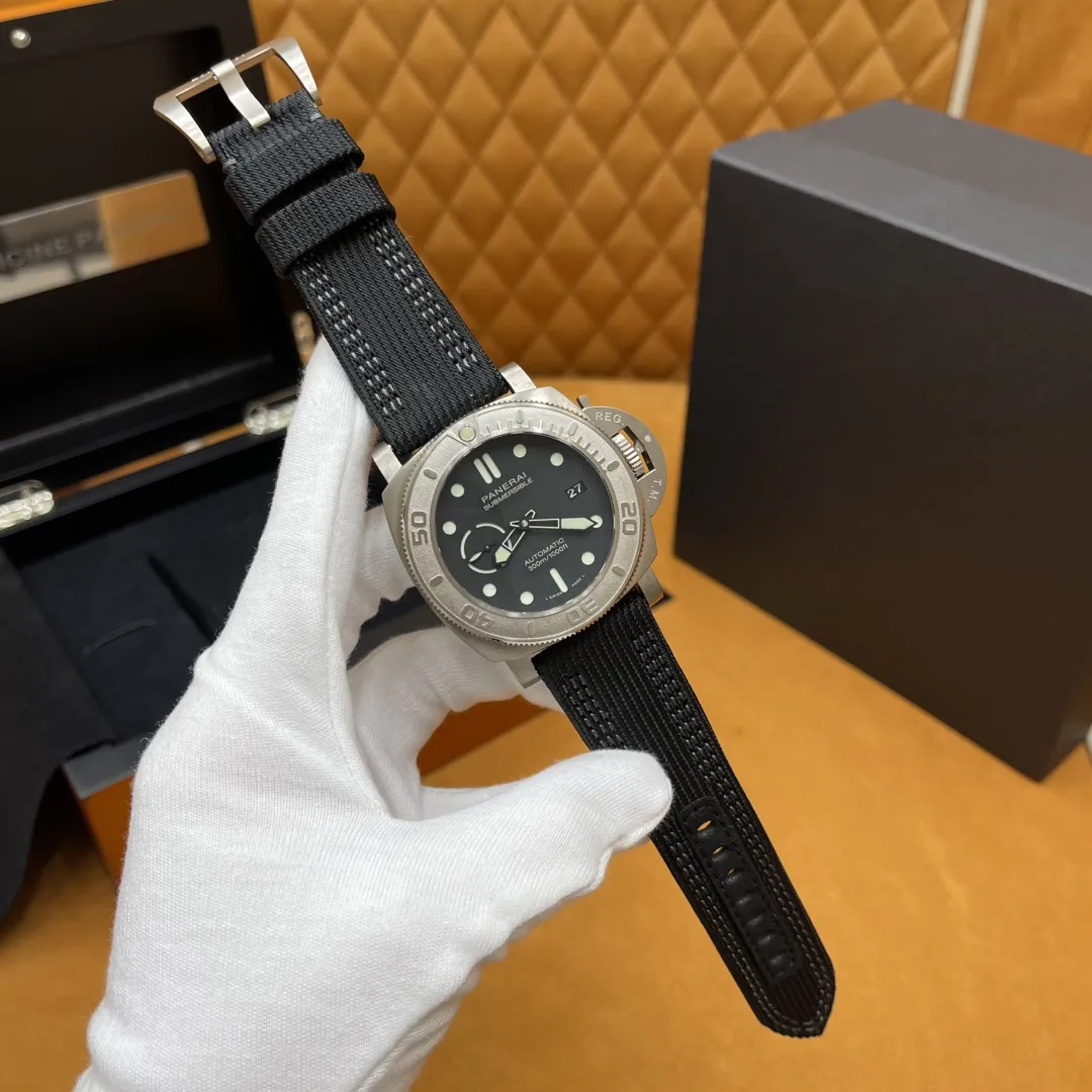 PANERAI Мужские часы Submersible PAM00984 47 мм PANERAI Мужские часы Submersible PAM00984 47 мм