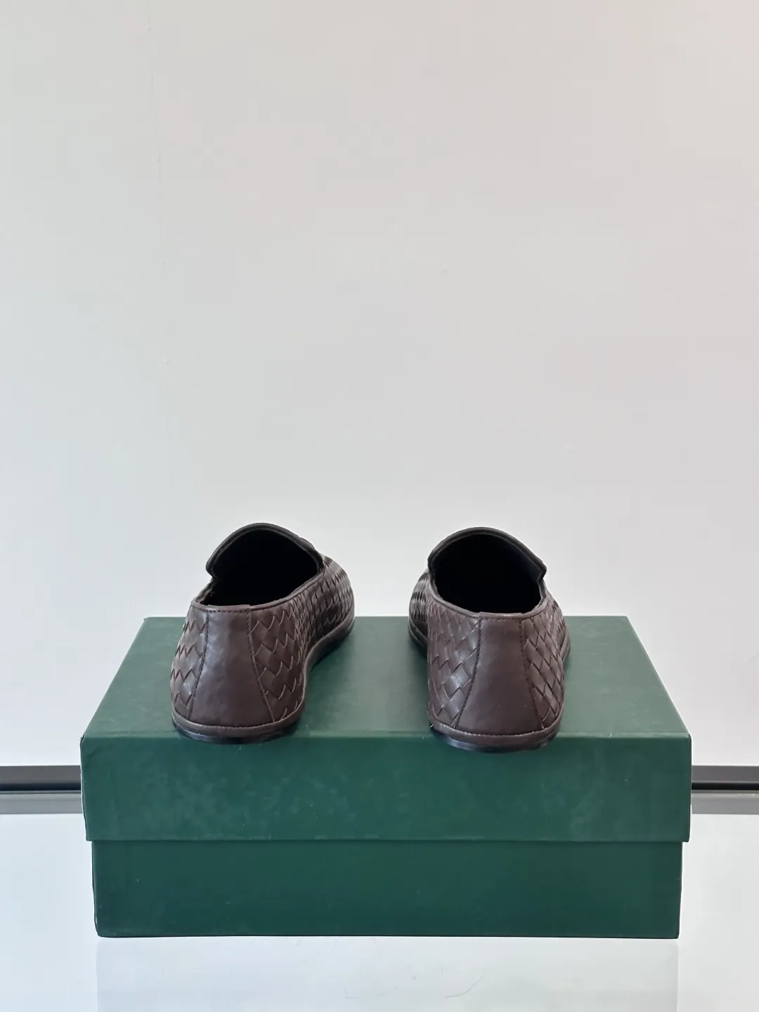 BOTTEGA VENETA Мужские мокасины из телячьей кожи BOTTEGA VENETA Мужские мокасины из телячьей кожи