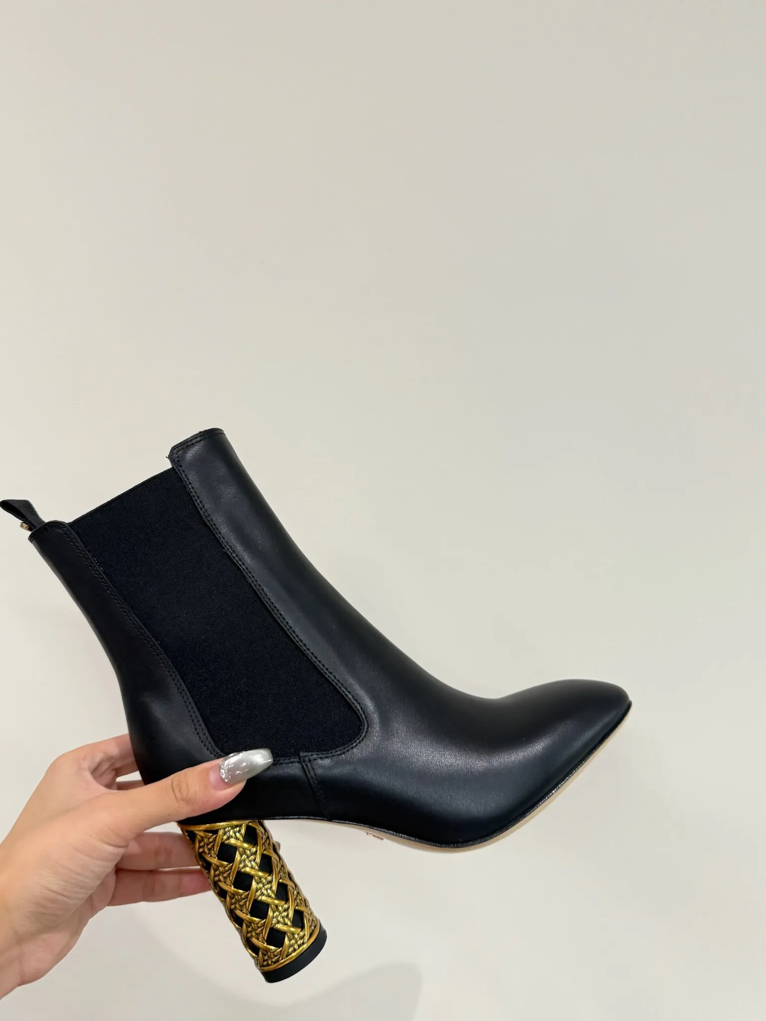 CHRISTIAN DIOR Женские ботильоны