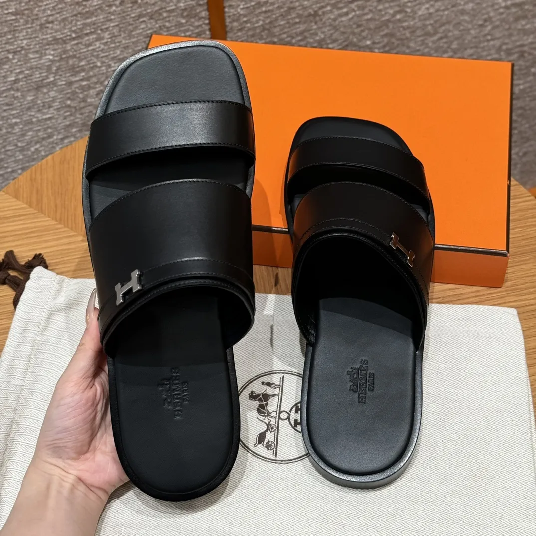 HERMES Мужские сандалии Joao