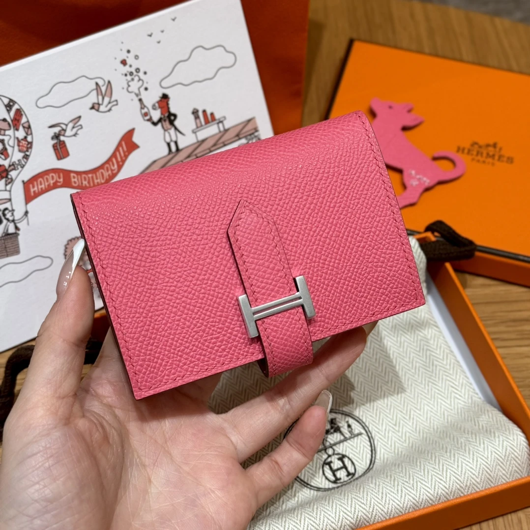 HERMES Кошелёк Bearn 10 см U5/Rose lipstick Epsom HERMES Кошелёк Bearn 10 см U5/Rose lipstick Epsom