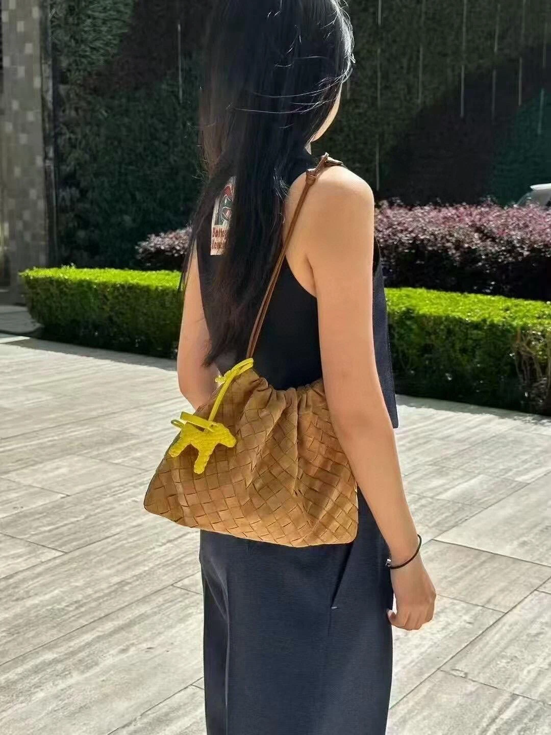 BOTTEGA VENETA Женская замшевая сумка Dustbag BOTTEGA VENETA Женская замшевая сумка Dustbag