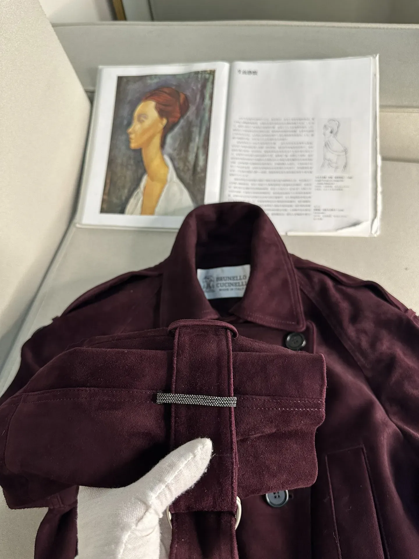 BRUNELLO CUCINELLI Женская куртка из замши с акцентом на талии BRUNELLO CUCINELLI Женская куртка из замши с акцентом на талии