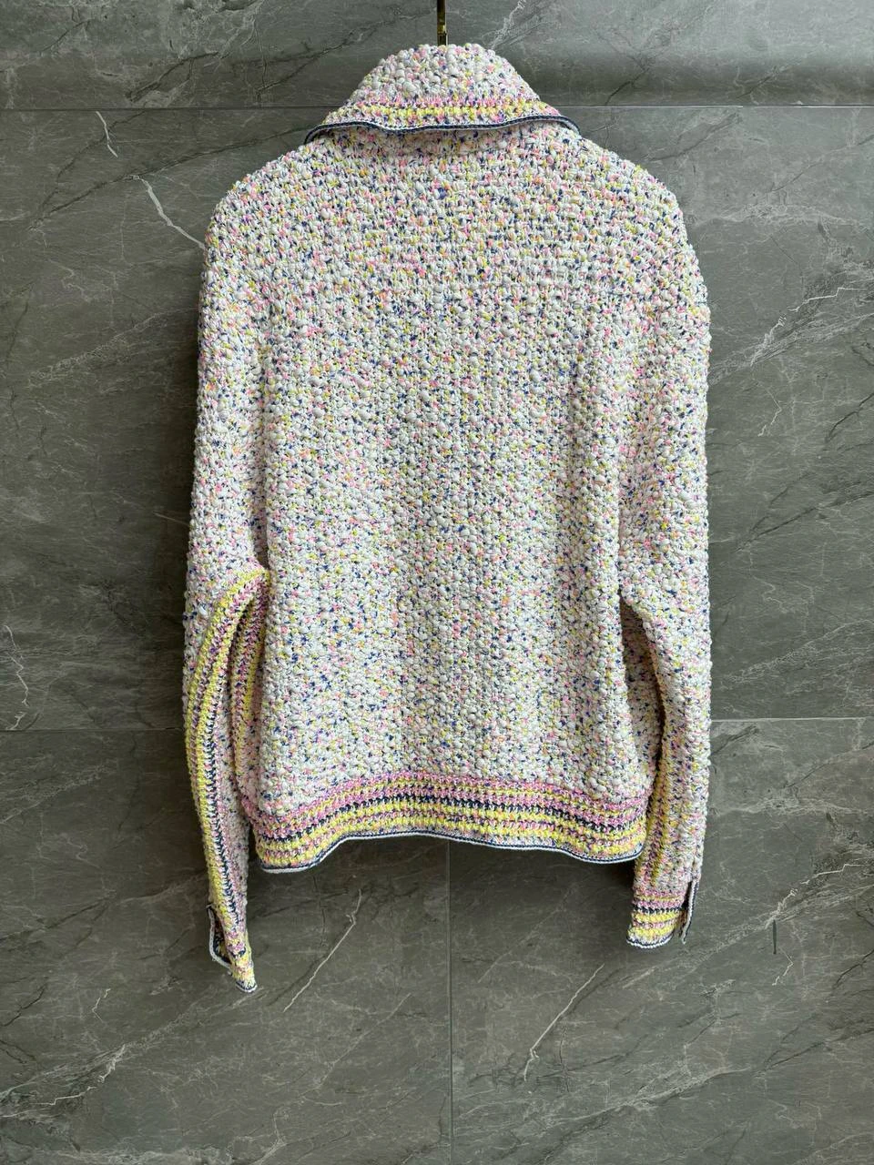 CHANEL Женский кардиган  CHANEL Женский кардиган