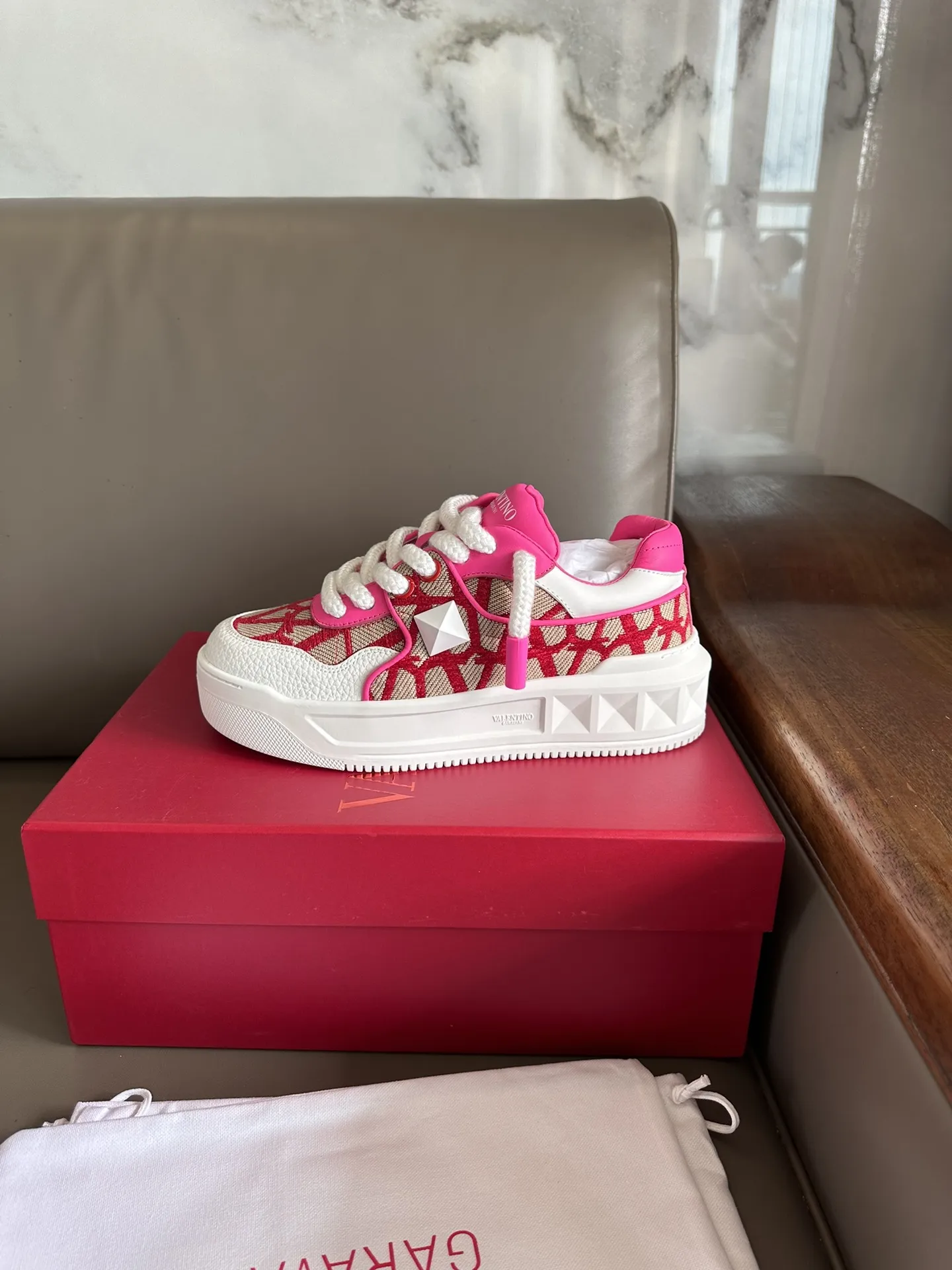 VALENTINO Женские кроссовки VALENTINO Женские кроссовки