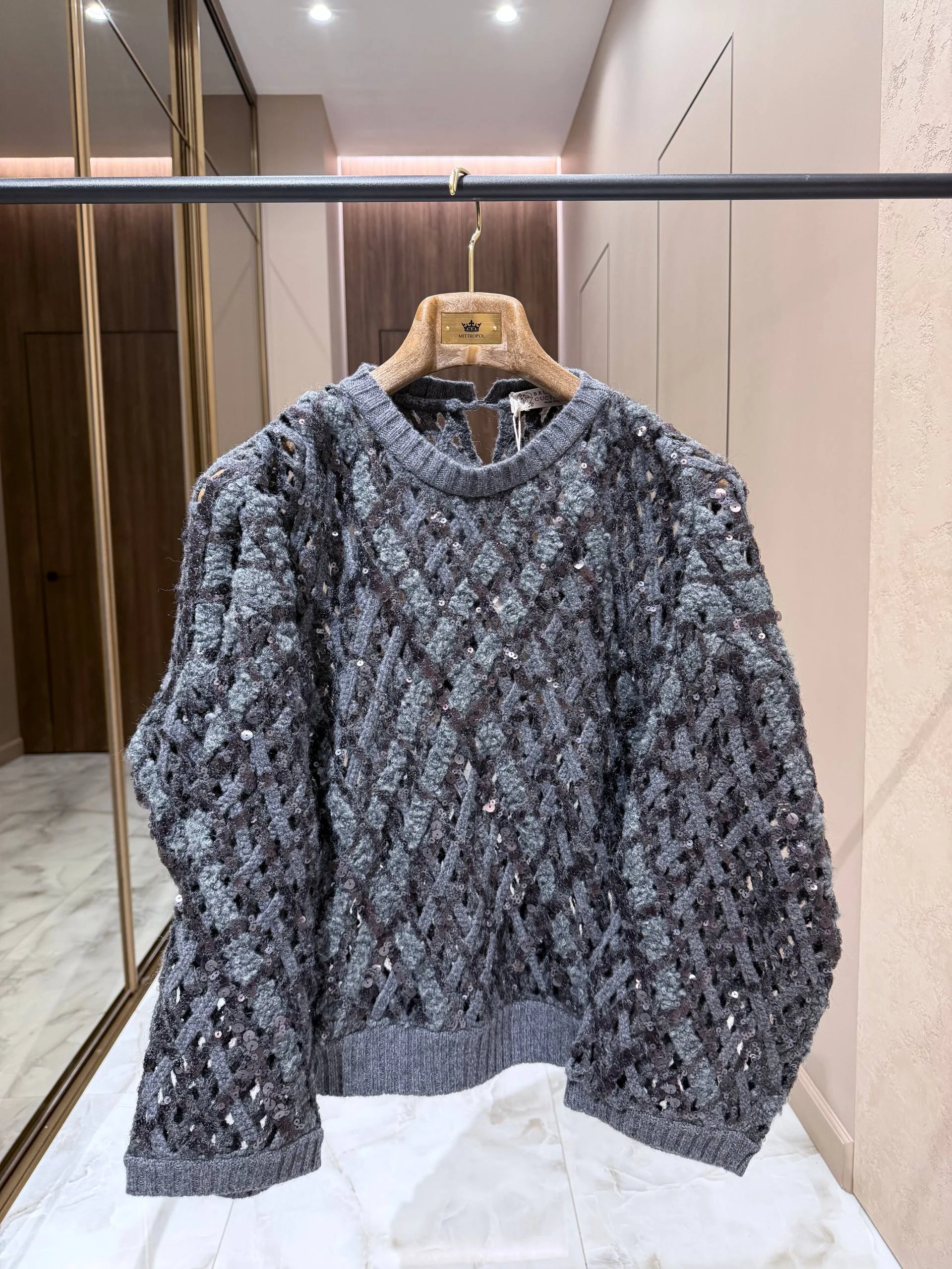 BRUNELLO CUCINELLI Женский джемпер с пайетками 