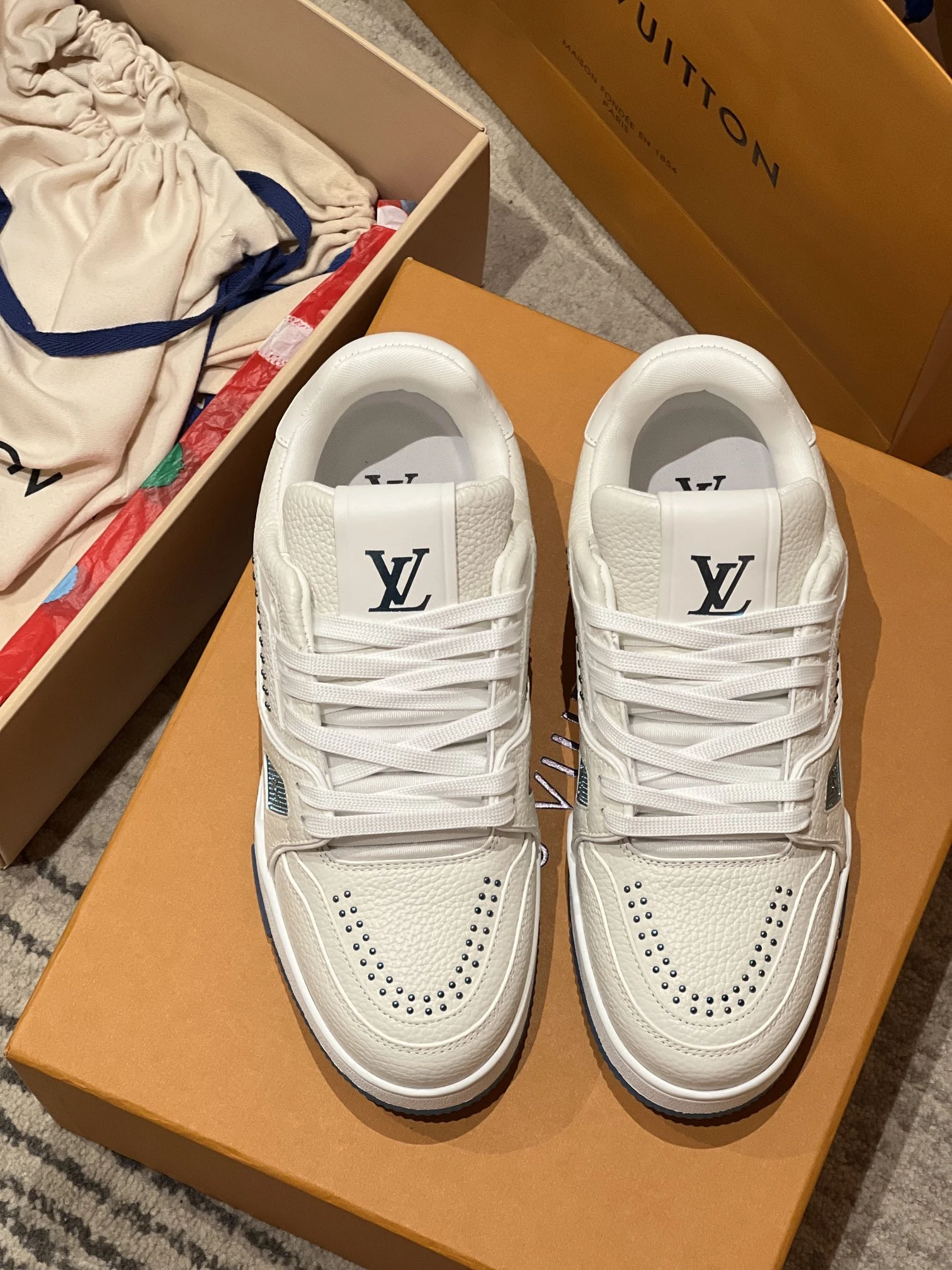 LOUIS VUITTON Кроссовки LV Trainer 24FW