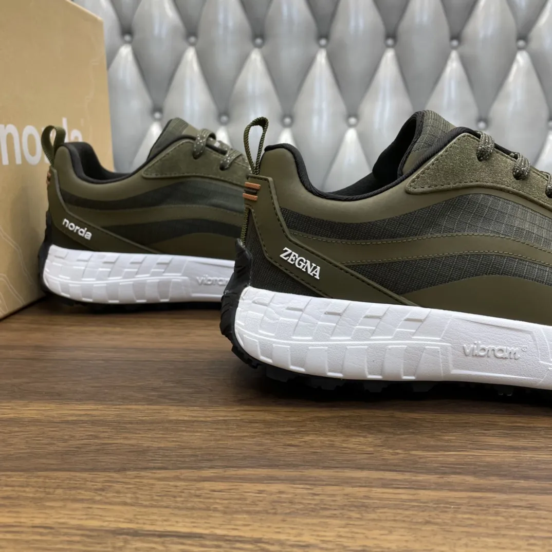 ERMENEGILDO ZEGNA Мужские кроссовки для весеннего и летнего сезона 