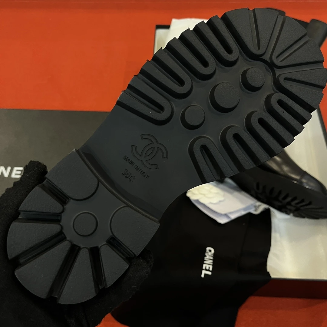 CHANEL Женские высокие сапоги 24S CHANEL Женские высокие сапоги 24S