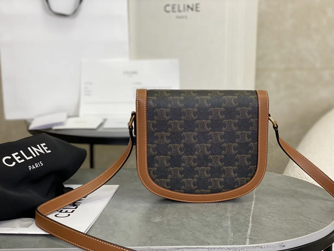 CELINE Женская сумка BESACE CLEA из канвы CELINE Женская сумка BESACE CLEA из канвы