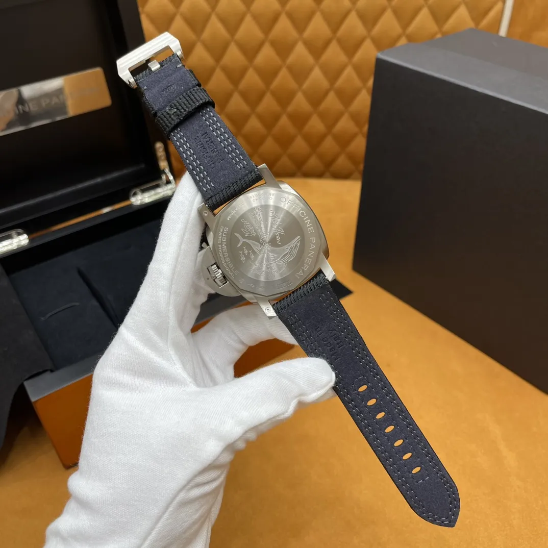 PANERAI Мужские часы Submersible PAM00984 47 мм PANERAI Мужские часы Submersible PAM00984 47 мм