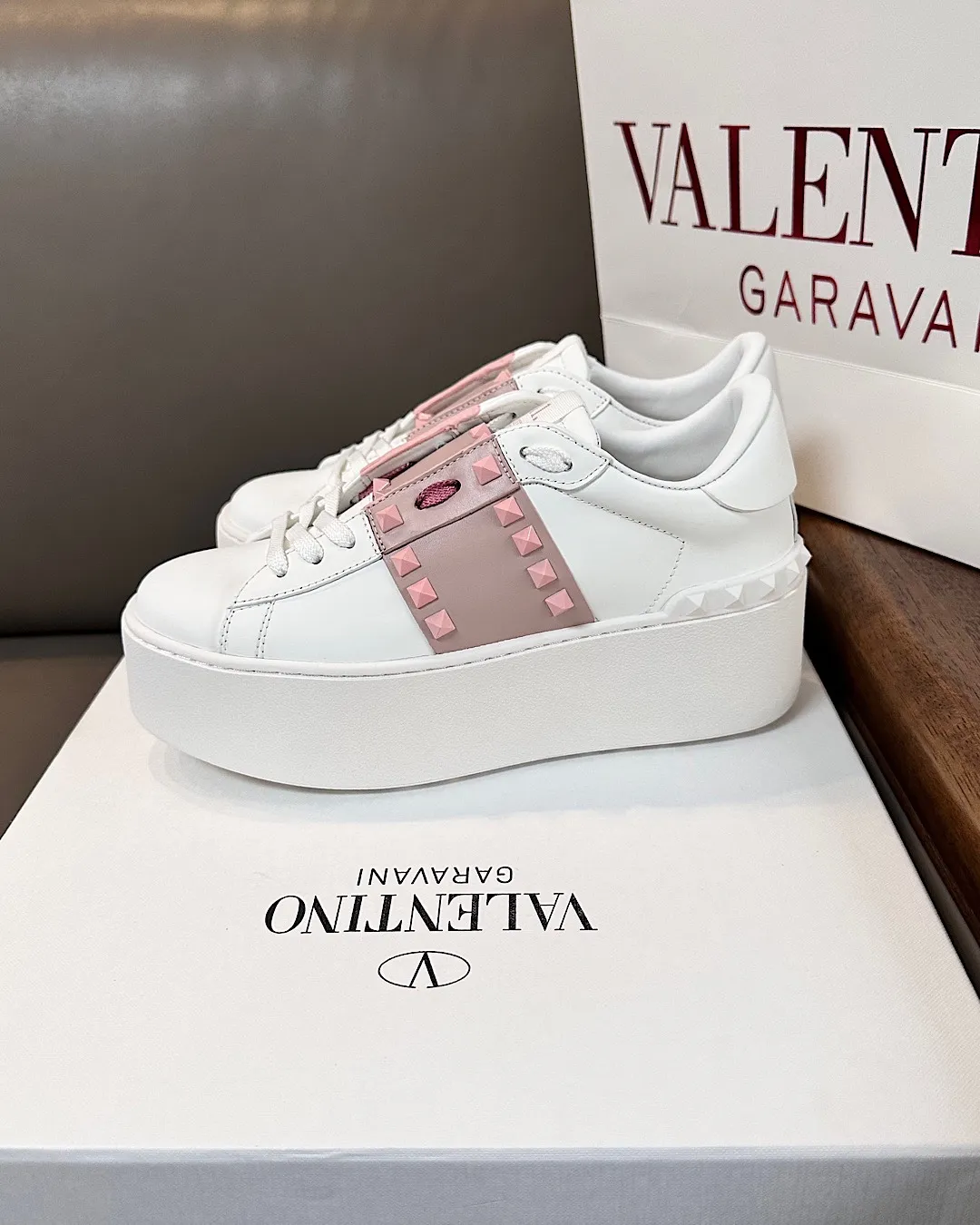 VALENTINO Женские Кроссовки Garavani Rockstud Untitled VALENTINO Женские Кроссовки Garavani Rockstud Untitled