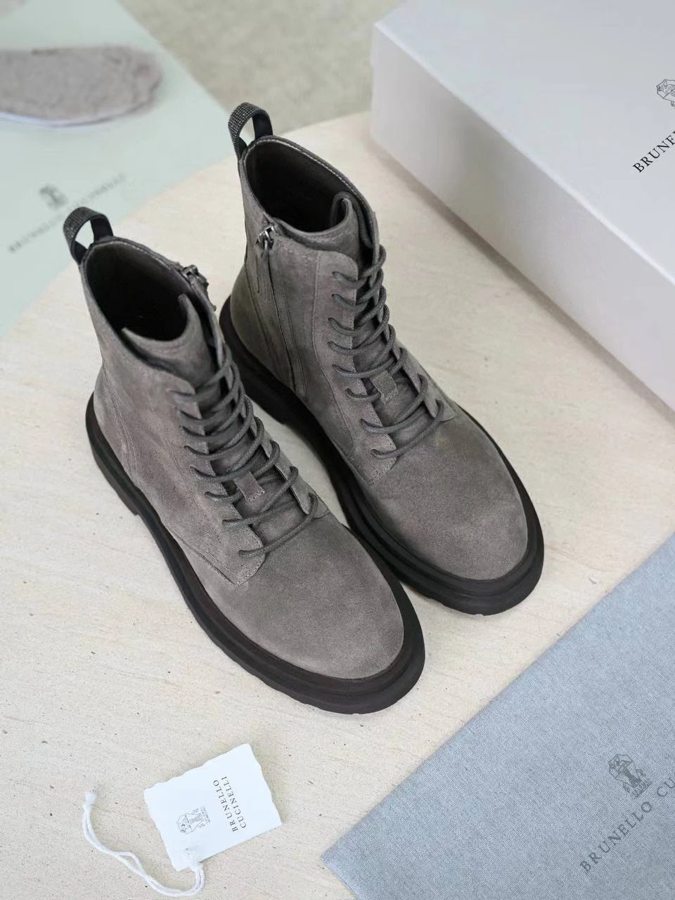 BRUNELLO CUCINELLI Женские ботинки 